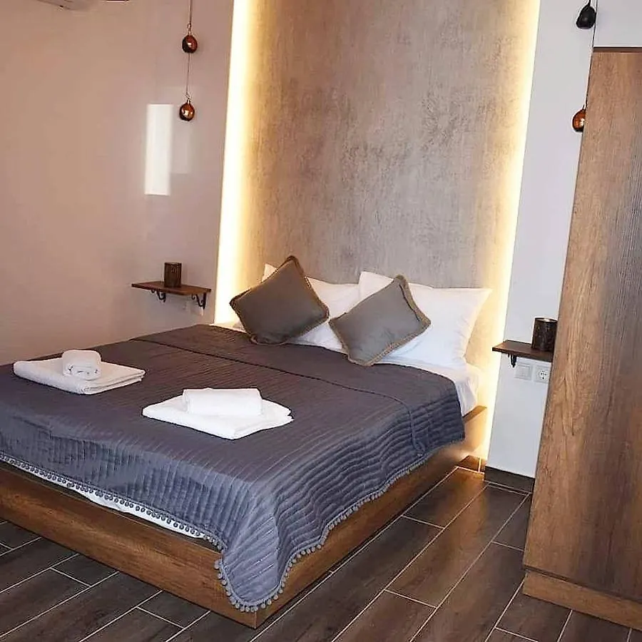 Aigli Luxury Studios Nea Roda